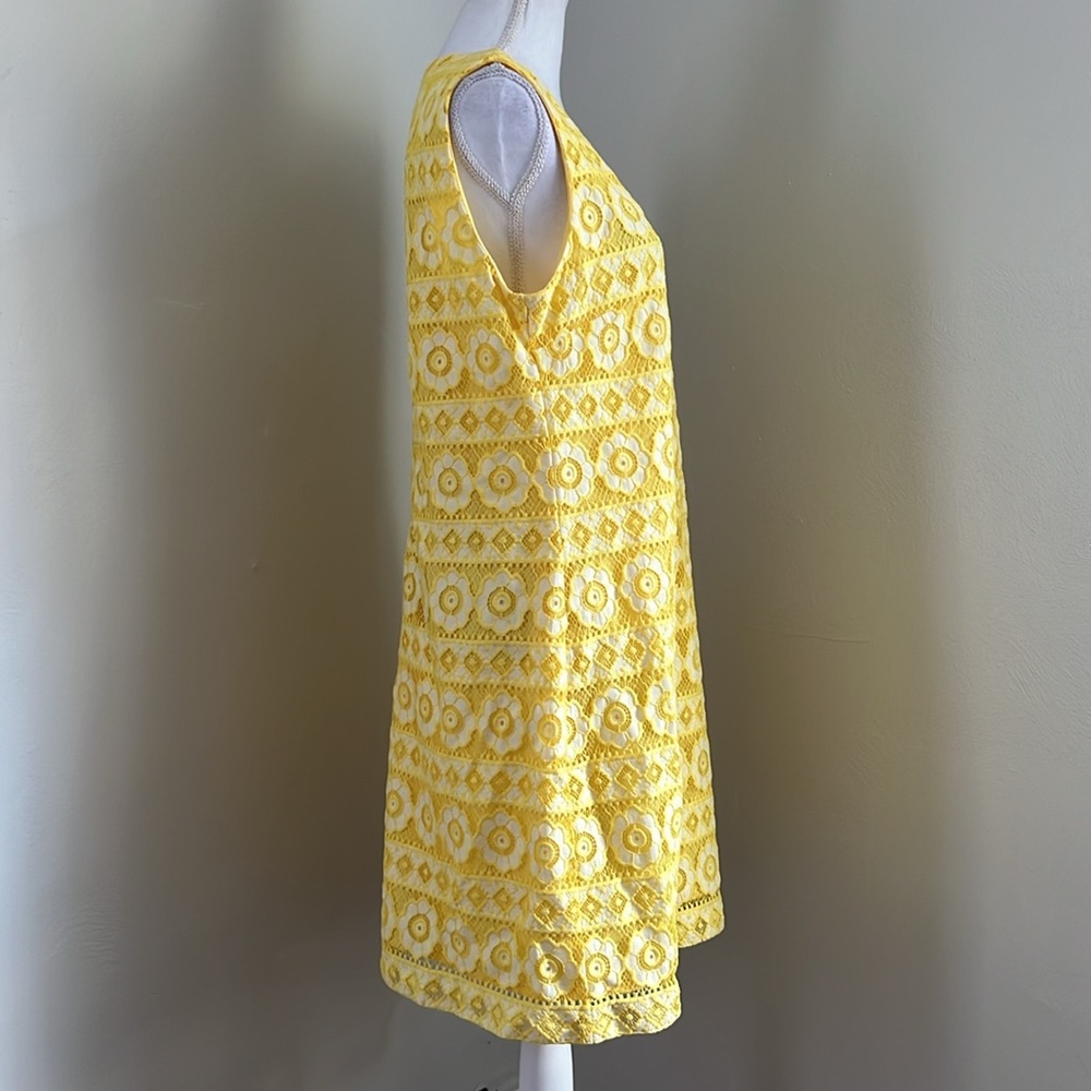 Tommy Hilfiger Women's Floral Lace Sleeveless Sheath Dress - Picture 4 of 11